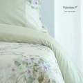 Outlet - Parure Copripiumino Matrimoniale - Raso Extra Fine Di Puro Cotone TC300 Hanami Colore 449Ch Verde Pallido